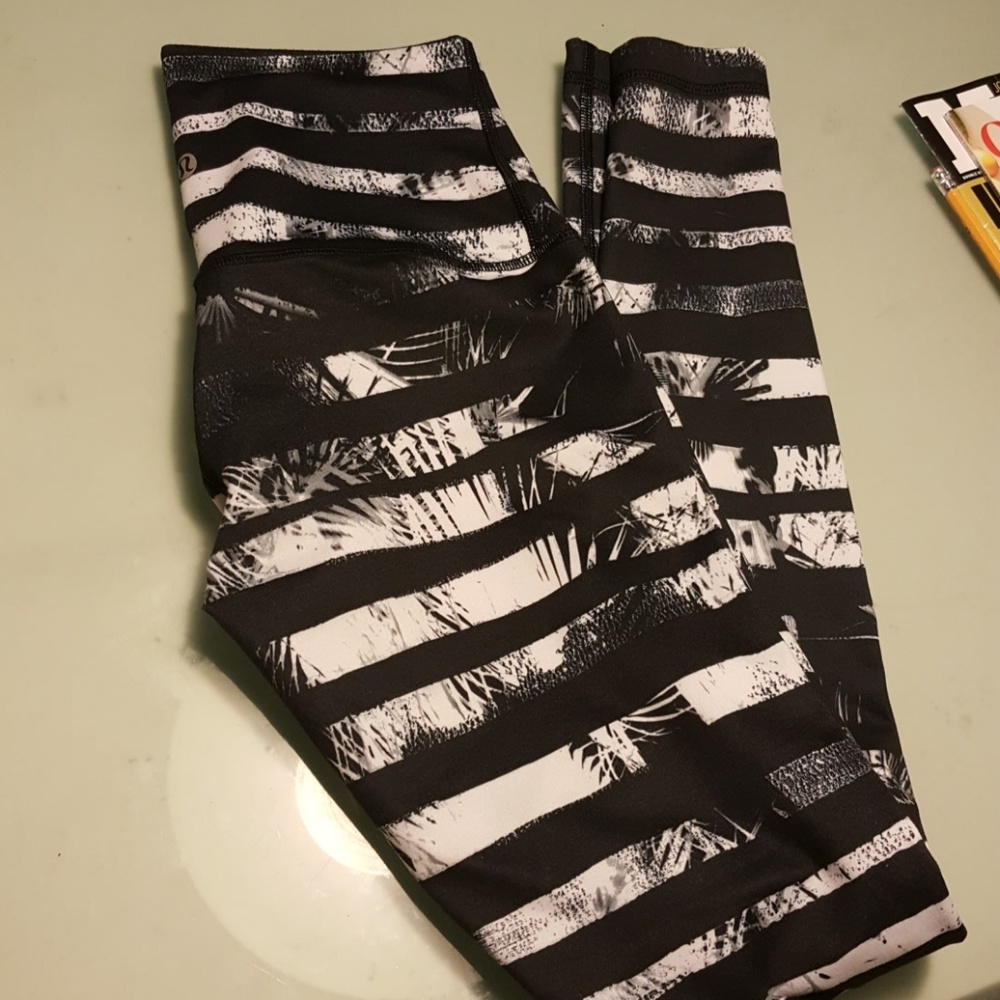 Lululemon. Flash $59. Ea Nwot - Picture 1 of 8